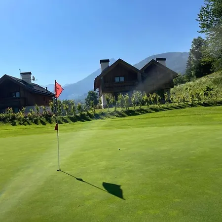 Golfchalet 3 Confini Сasa de vacaciones Tarvisio