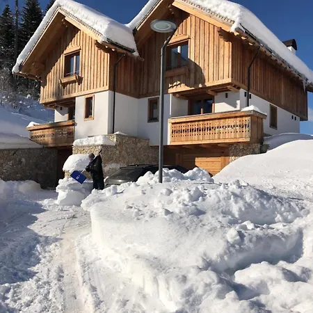Golfchalet 3 Confini 木屋