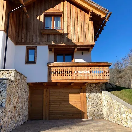 Golfchalet 3 Confini 木屋 塔尔维西奥