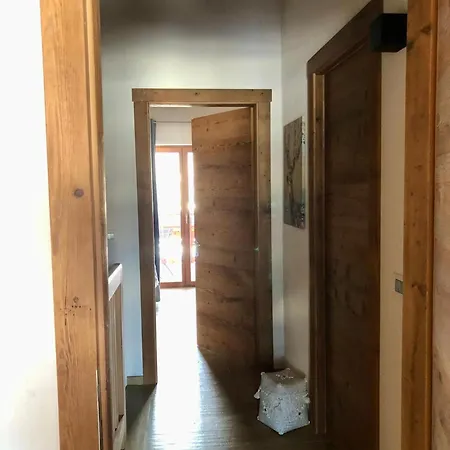 Golfchalet 3 Confini 塔尔维西奥